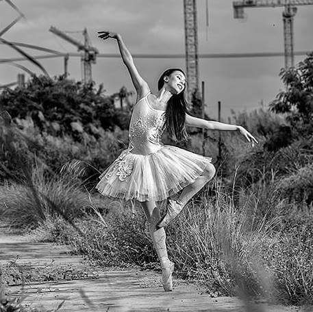 Offstage - Willowy ballerina
