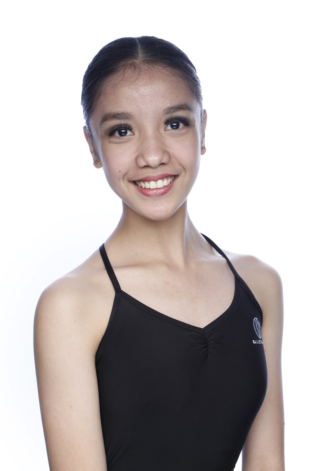 As a Ballet Manila trainee, Marinette gets to perform in Ballet Pinoy at Star City and in  school shows.