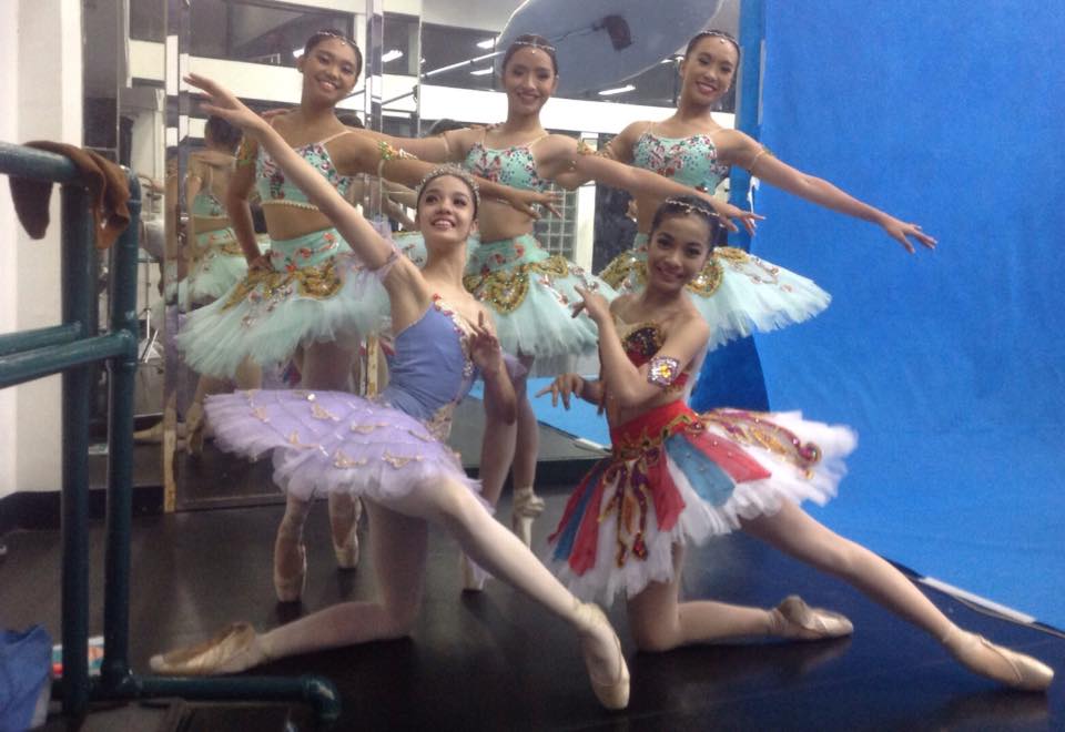 Taking a souvenir shot in their tutus before Ballet Manila’s Must Dance recital in December 2015. Neeka (who performed as Le Corsaire’s Gulnara) poses with Marinette Franco (left) and (back, from left) Abigail Bonifacio, Denise Elizon and Kayla Coseteng.